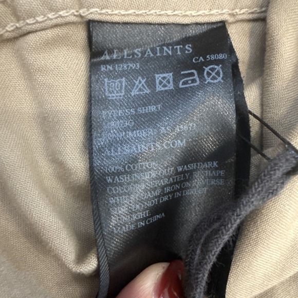 NWOT‎ AllSaints Shirt Mens Small Taupe Brown Short Sleeve Casual Work Travel - Picture 7 of 7